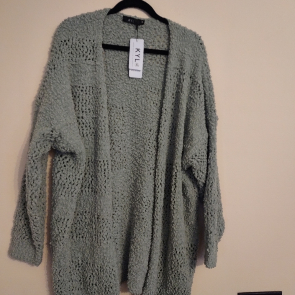 NEW KYL XL Olive Cardigan